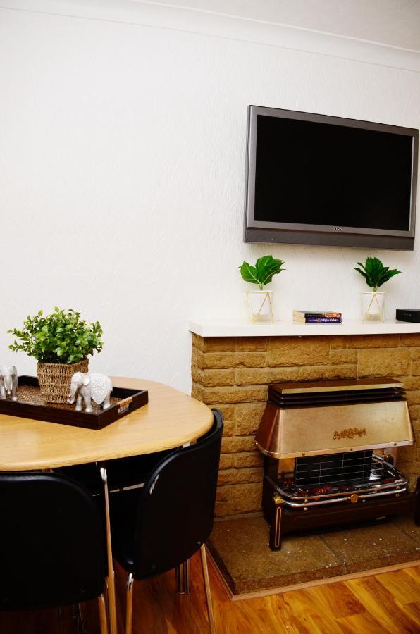 33sm Dreams Unlimited Serviced Accommodation- Staines - Heathrow Casa de Férias Stanwell